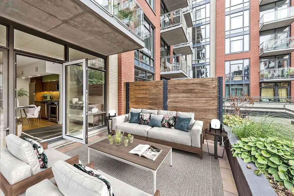 101 Bedford Avenue — Photo 1