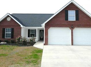 554 Sweet Birch Dr, Rossville, GA 30741