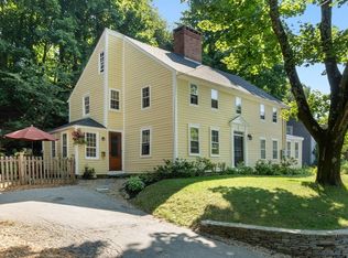 1 Evans Pl, Amesbury, MA 01913
