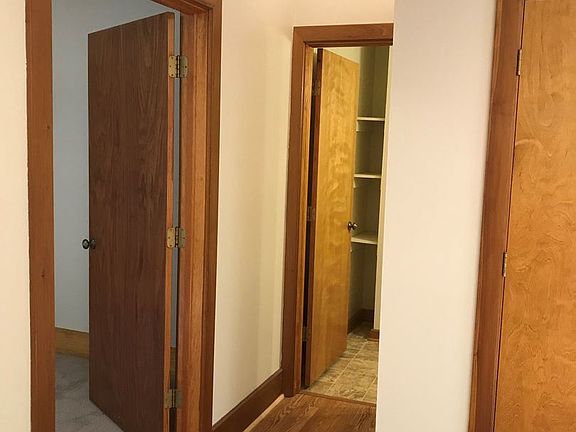 5th image of 1197 N High St APT 5