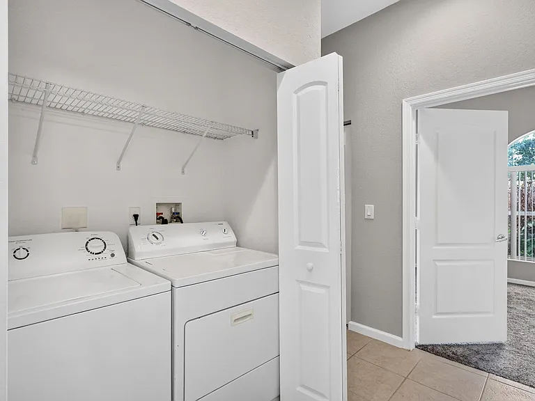 6305 Spring Lake Ter — Photo 26