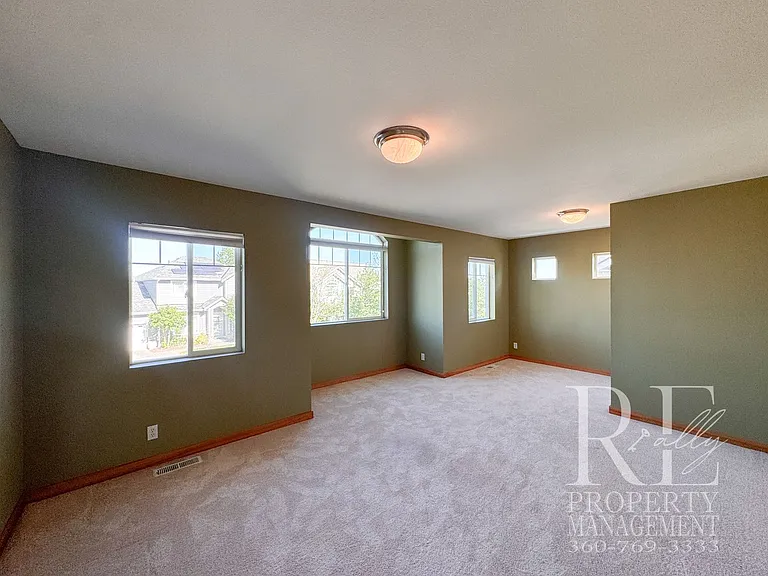 18128 Mount Walker Dr NE — Photo 23