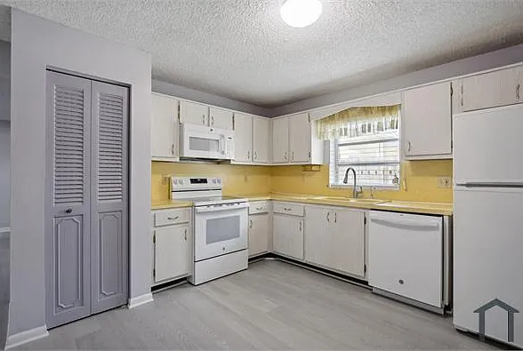 5364 Rose Marie Ave S — Photo 2