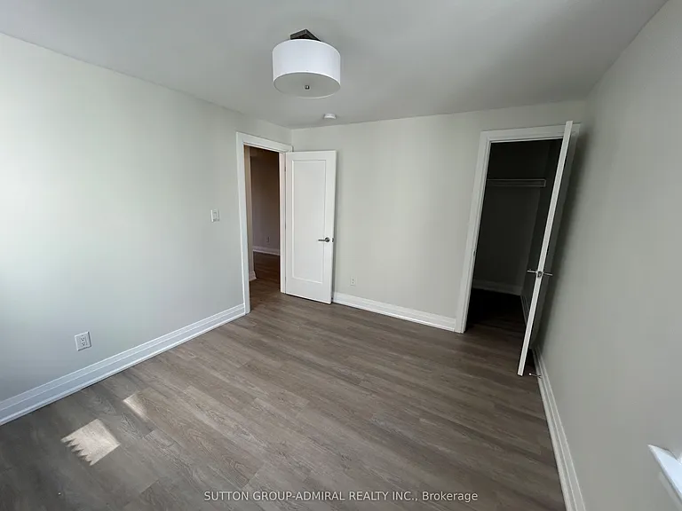 701 Eglinton Ave W #202 — Photo 4