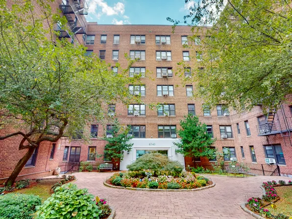 67-40 Yellowstone Boulevard image 1 of 23