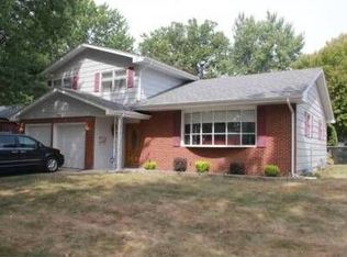 2433 Westchester Blvd, Springfield, IL 62704