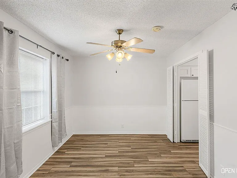 3006 Barrywood Dr — Photo 5