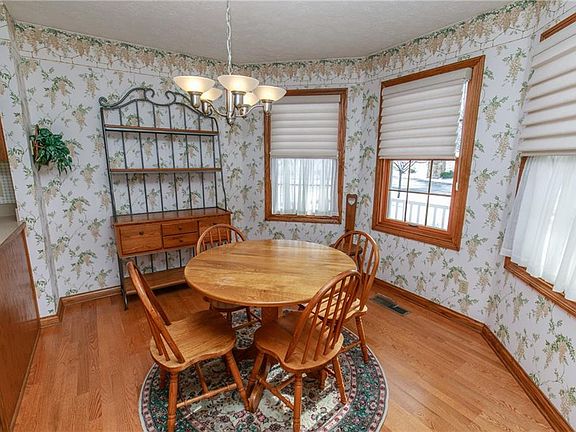 5th image of 2305 Winesap Dr