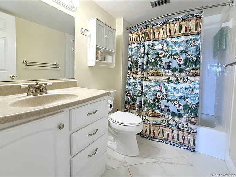 40 NE Plantation Rd #304 — Photo 14