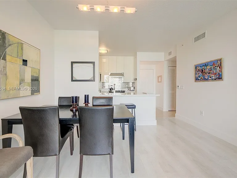 2401 NE 65th St #509 — Photo 11