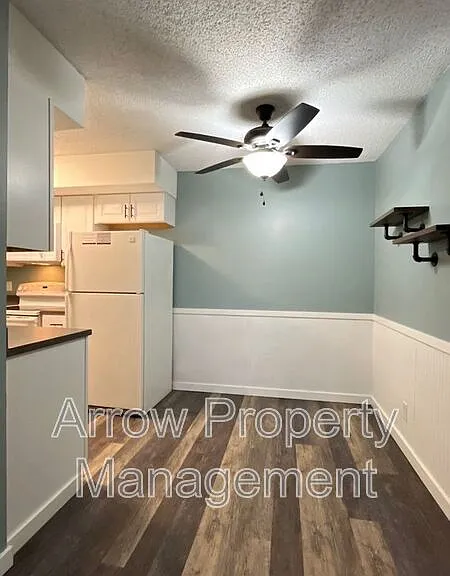 3405 Holdrege St #307 — Photo 4