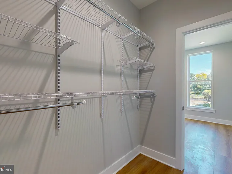 511 N Paxon St — Photo 28