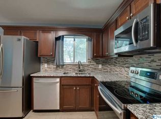 3606 Reynolds Cir NW, Huntsville, AL 35810