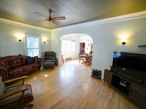2nd image of 1708 2nd Ave N