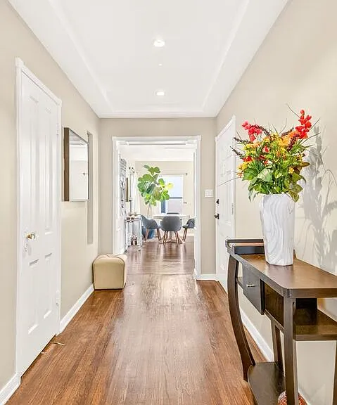 9928 Robbins Dr — Photo 14
