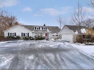 2613 Richmond Rd, Beachwood, OH 44122