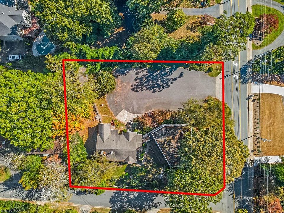 1st image of 2873 Robinhood Rd