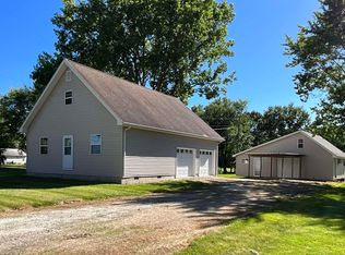 311 Elizabeth St, Colchester, IL 62326