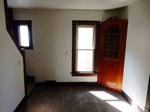 2nd image of 66 W Norwich Ave