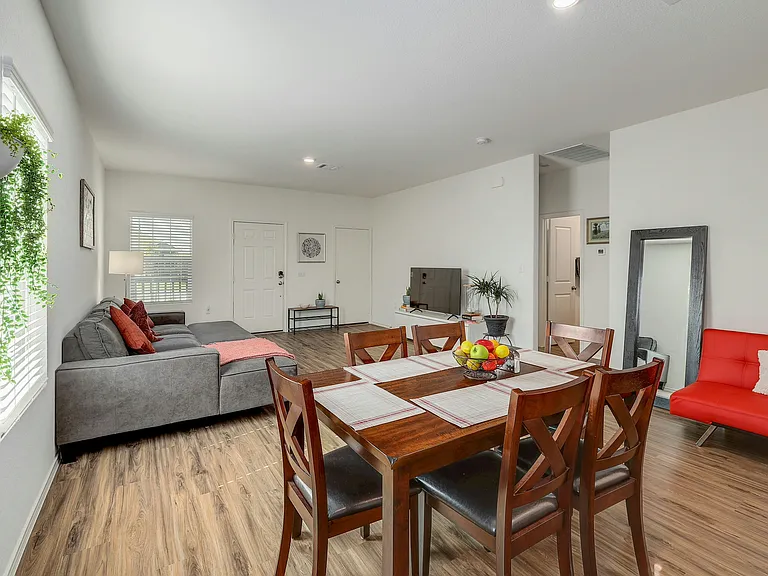 2504 Forgetmenot Ln — Photo 11