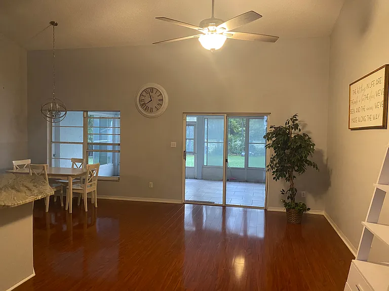 4864 Gorham Ave — Photo 15