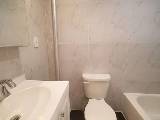 Rented by Compass | media 18