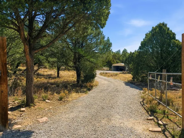106 Anaya Rd, Tijeras, NM 87059