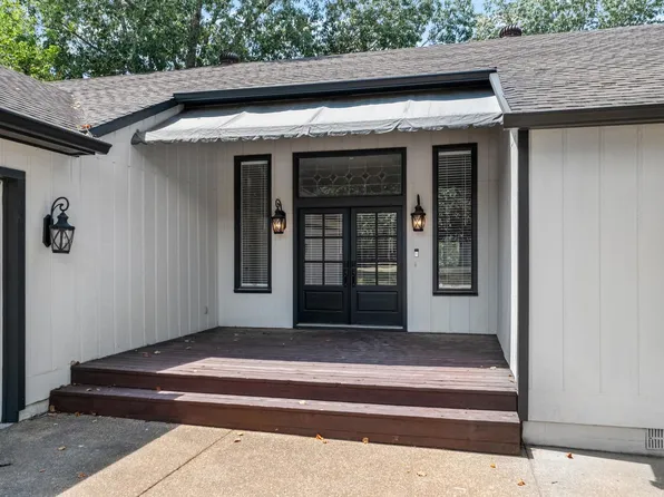 4071 Cedar Point Rd, Lakeland, TN 38002