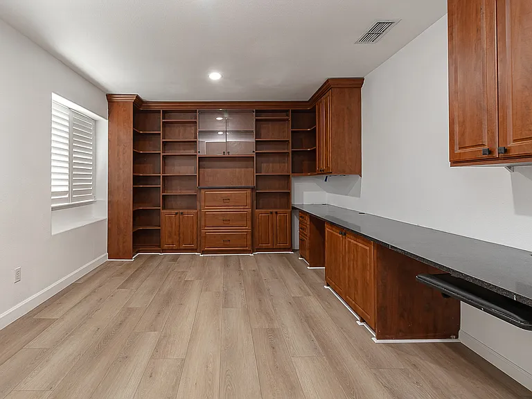 707 Ashlynn Way — Photo 24