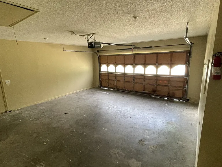 406 Club Dr — Photo 12