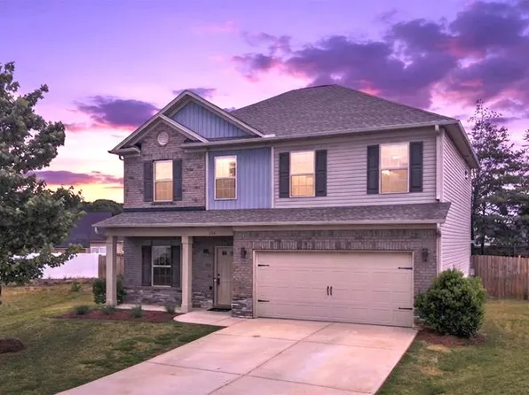 524 Marathon Ct, Boiling Springs, SC 29316