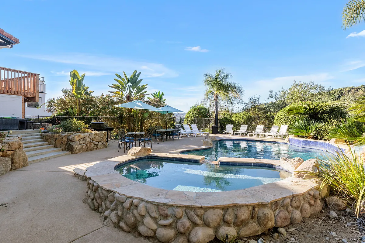 2808 Lakemont Dr — Photo 2