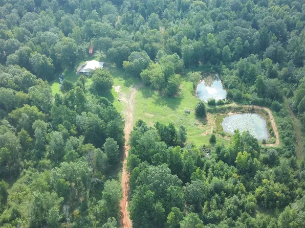 County Road 4255 S, Henderson, TX 75654