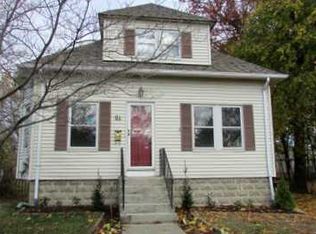 91 Glendale Ave, Warwick, RI 02889