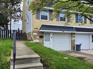 9930 Alicia St, Philadelphia, PA 19115