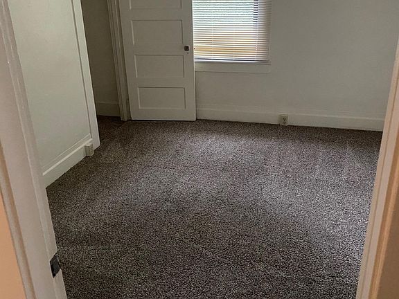 3rd image of 1932 Sonoma Ave #1932