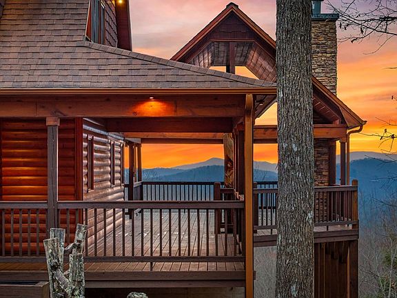 5th image of 1150 Mountain High Dr