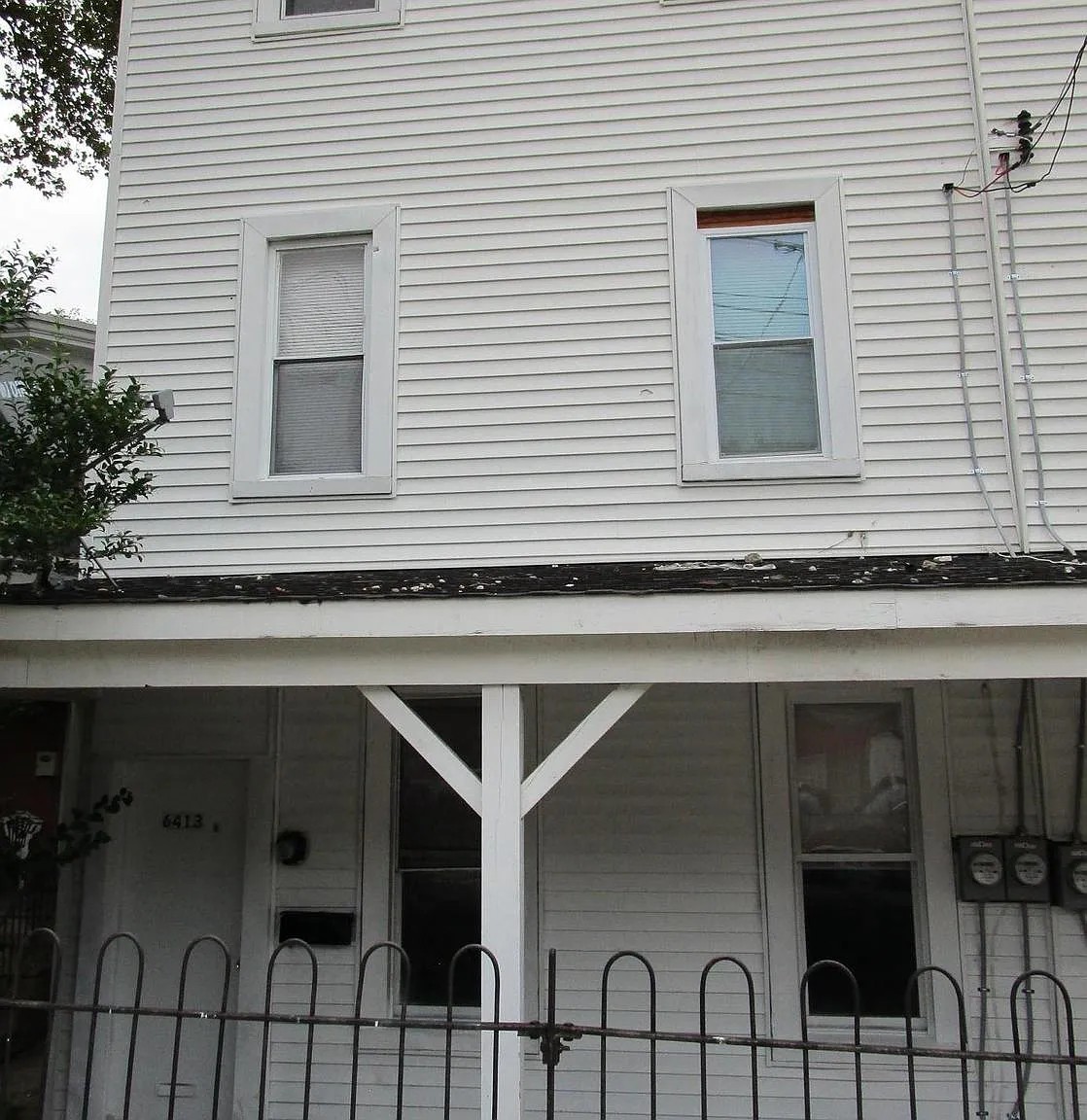 3 bed, 2100 sqft, $1,750 — Photo 1