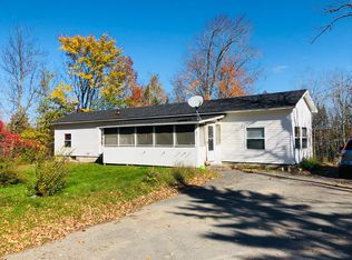 85 Annis Rd, Hermon, ME 04401