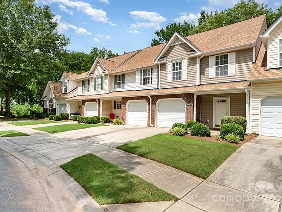 2nd image of 10421 Columbia Crest Ct