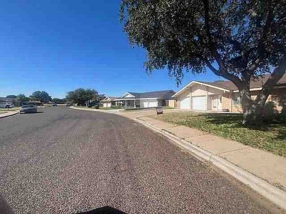 5th image of 4235 Candy Ln