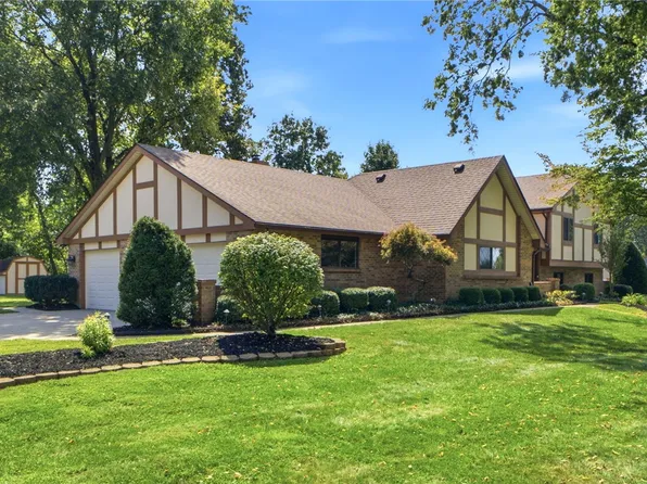 1593 Woodland Trl, Xenia, OH 45385