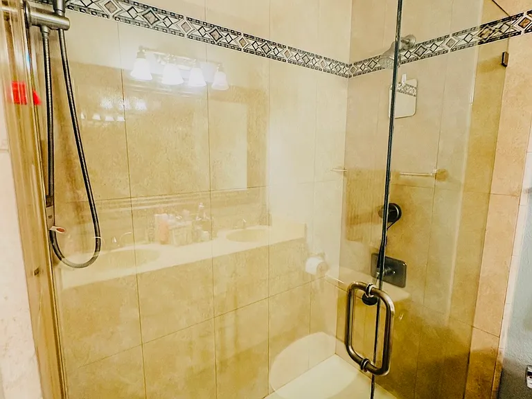 952 La Barbera Dr — Photo 14