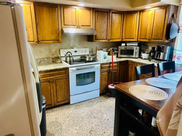 52 Booream Avenue image 3 of 18