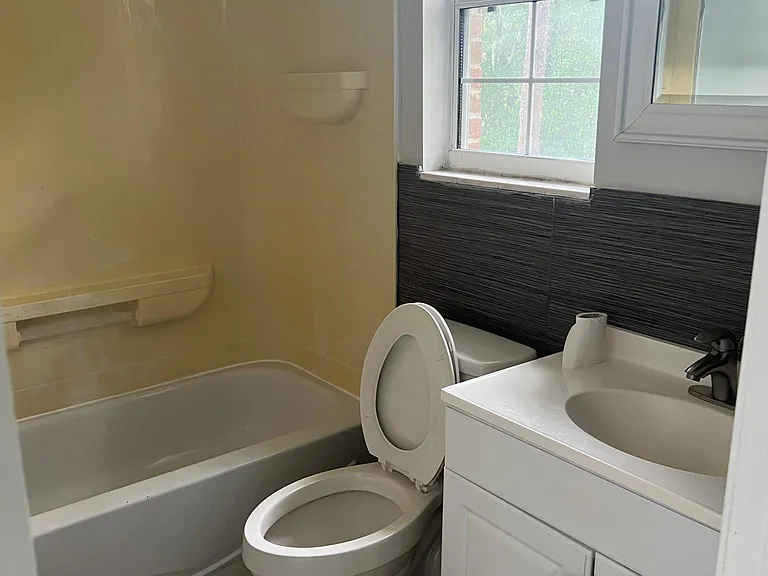 3973 Chestwood Ave — Photo 11