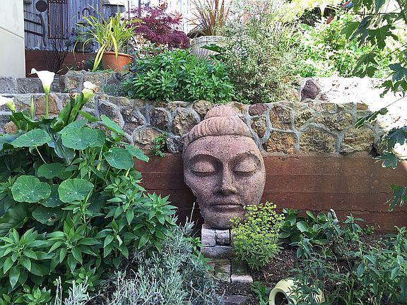 Side garden