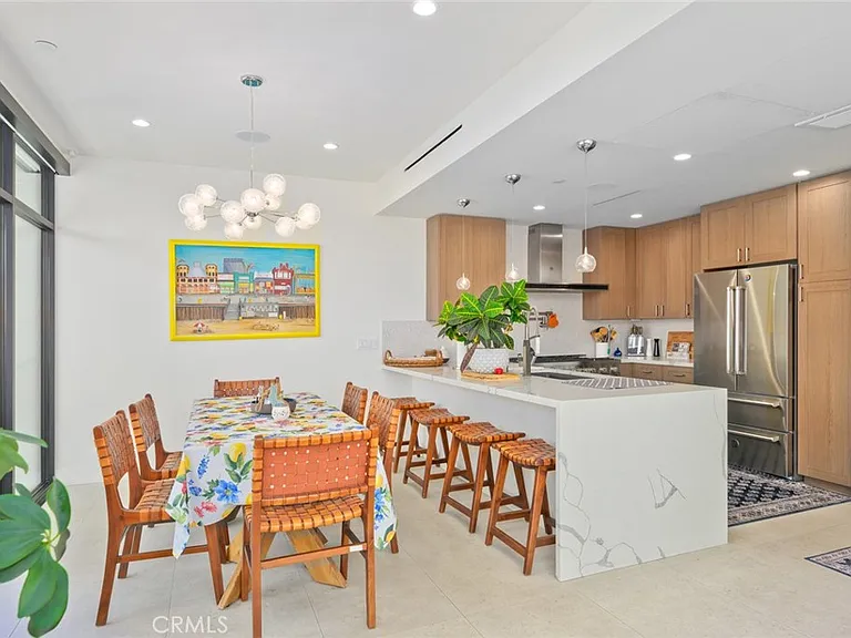 504 Balboa Blvd E — Photo 3