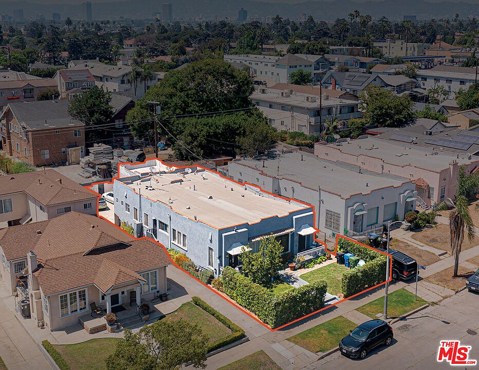 1st image of 2211 S Bronson Ave