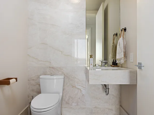 15 Hudson Yards image 17 of 35