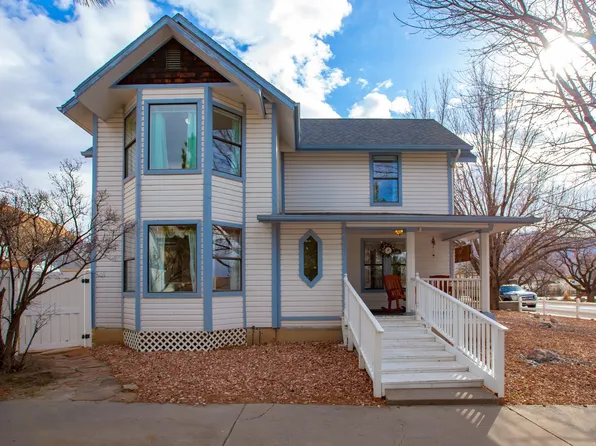 558 W 1st St, Palisade, CO 81526